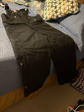 Carhartt R33 Black Insulated Bib Overalls Mens 34x30 Duck Canvas Workwear EUC